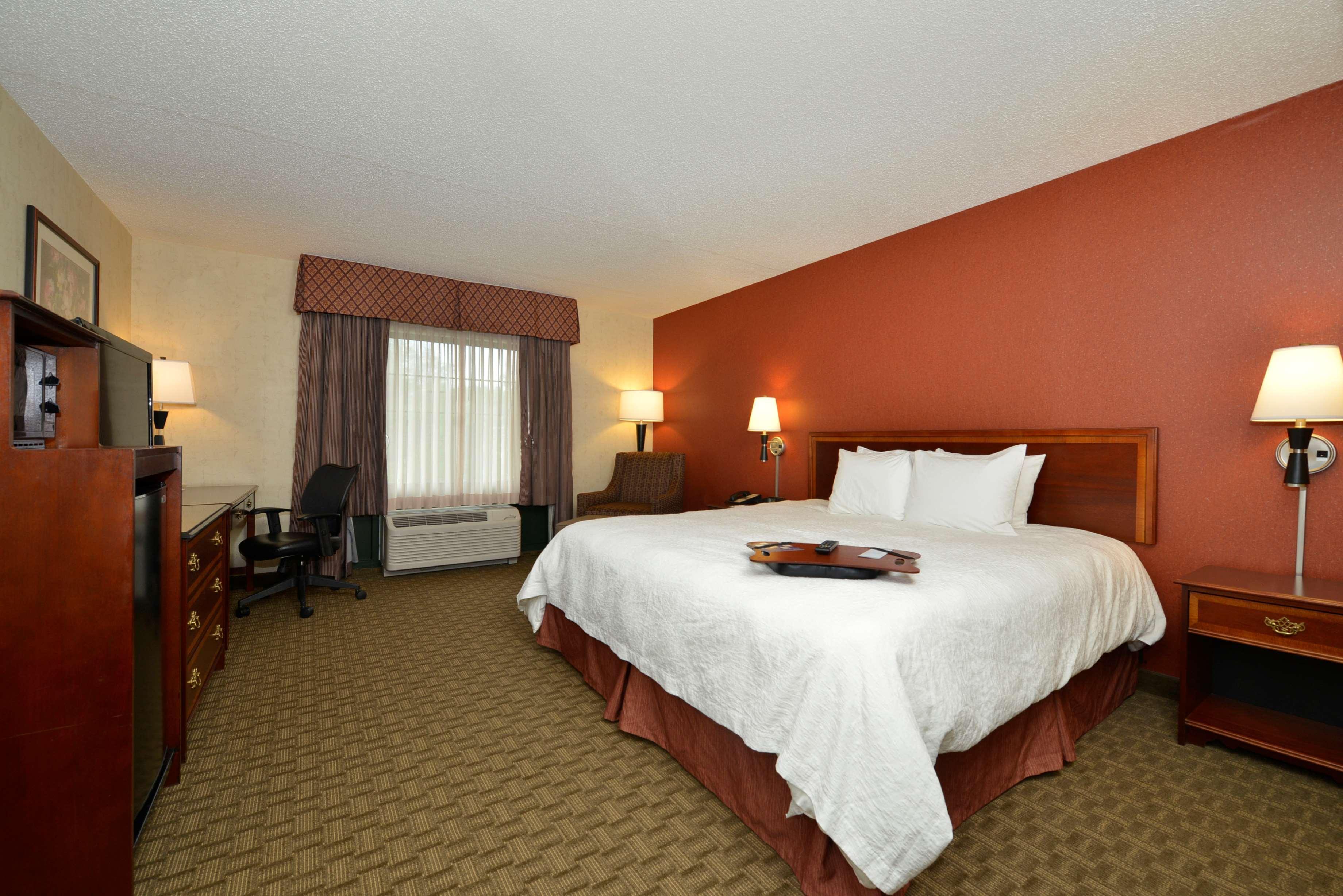 Hampton Inn East Aurora Exterior foto