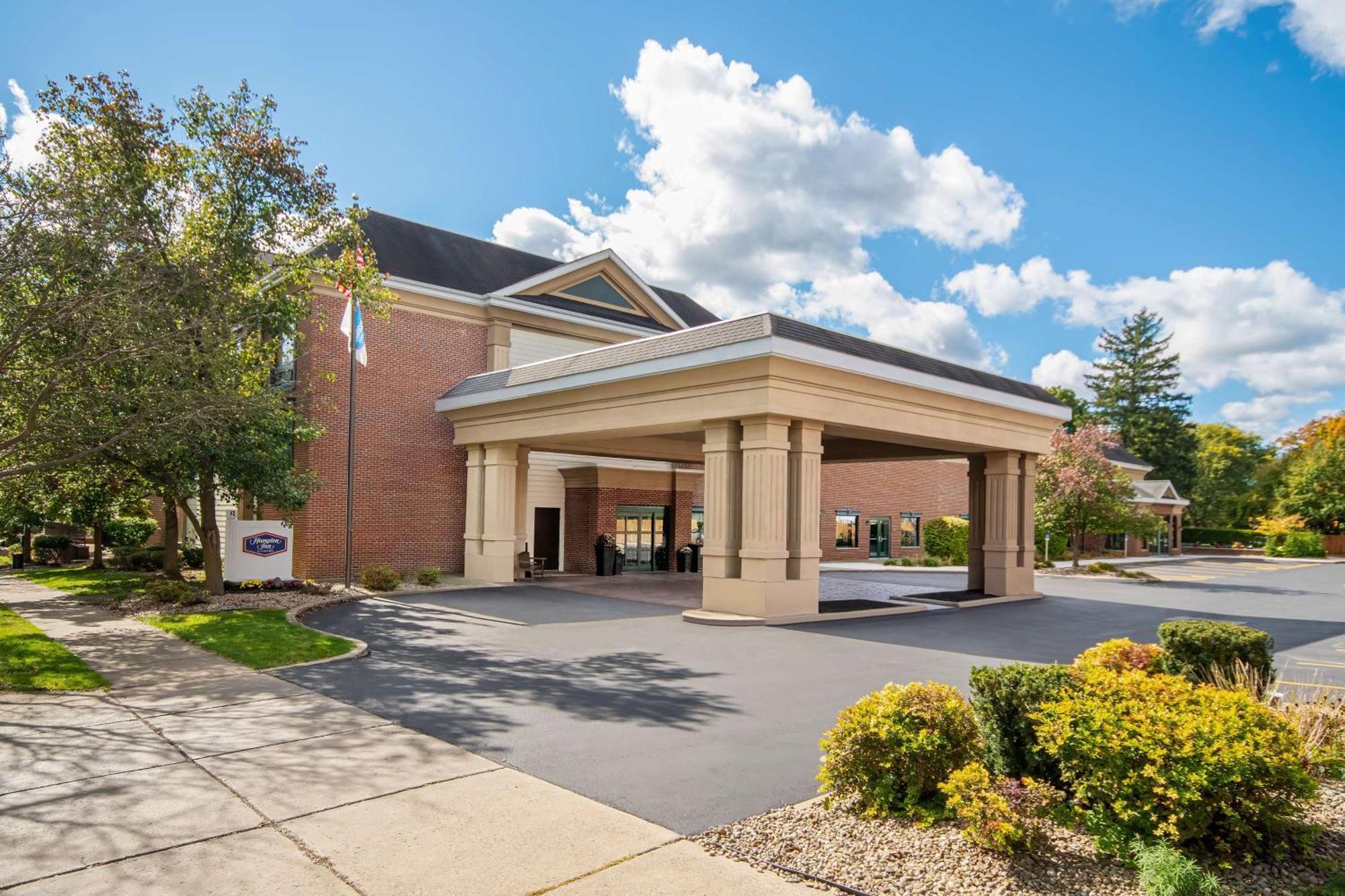 Hampton Inn East Aurora Exterior foto